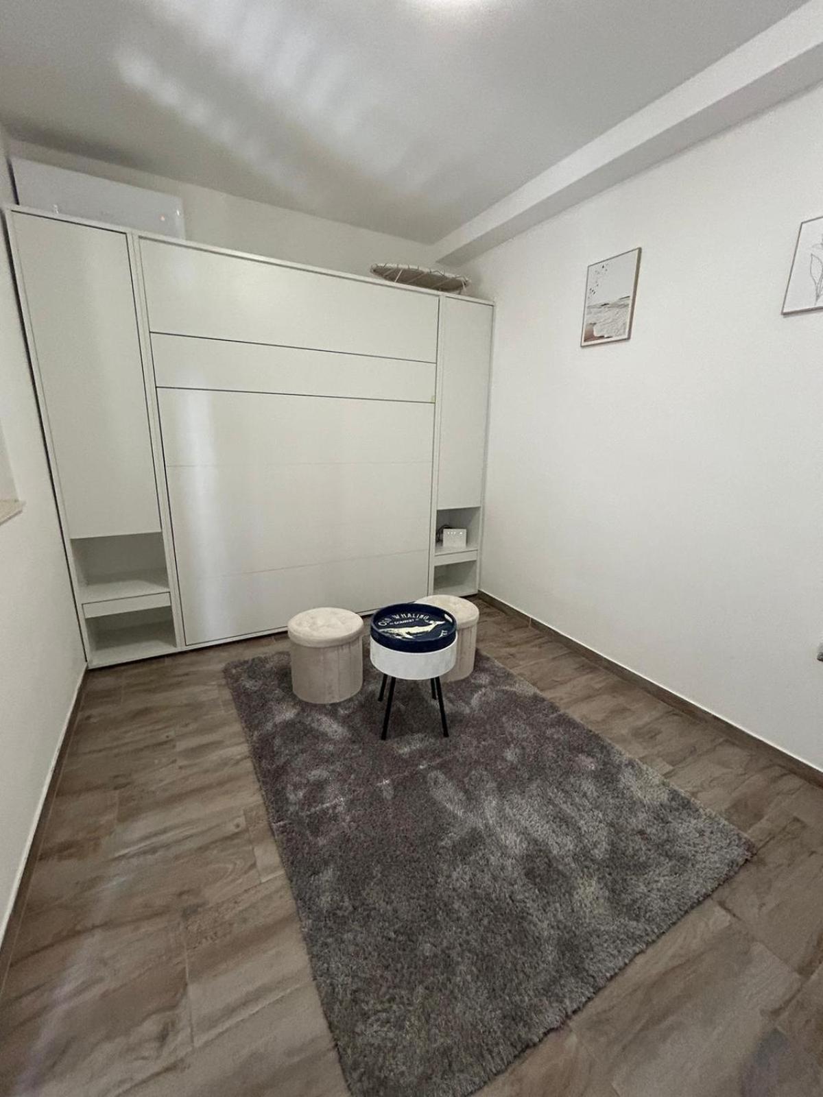 Mini Studio - central location Baška Voda Esterno foto